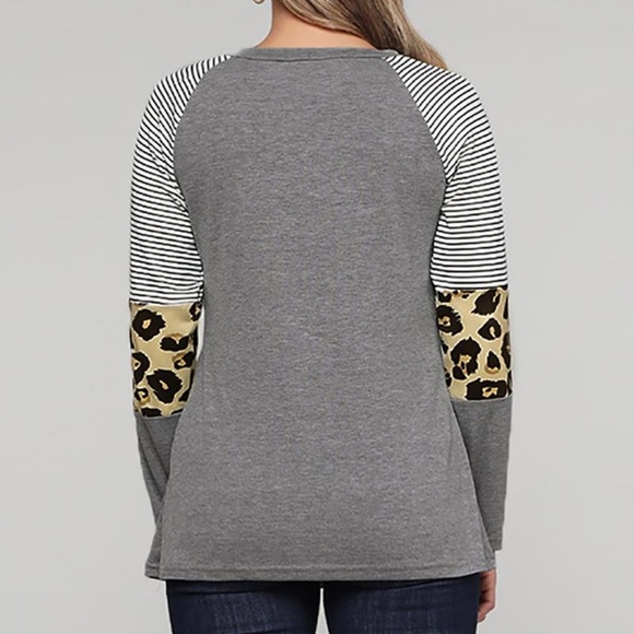 Gray and leopard color block top - Picture 4 of 5